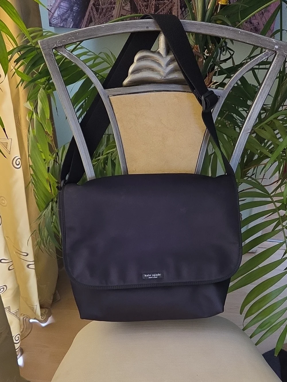 Kate spade black nylon messenger bag with adjustable strap ♥️
